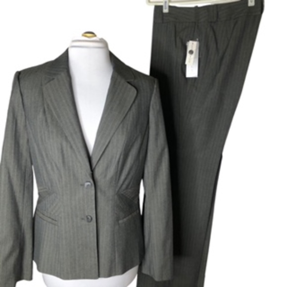 NWT Atelier 2pc Gray Striped Pattern Pantsuit Size 10 - Picture 1 of 16